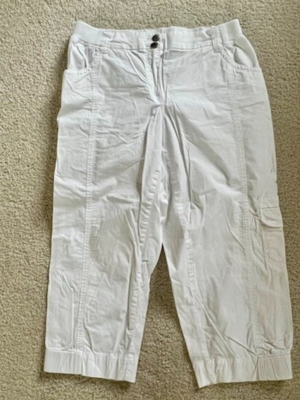 Chicos Women's Capri Lightweight Casual Pants =Size1 White